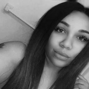 Meet your Posher, Bria